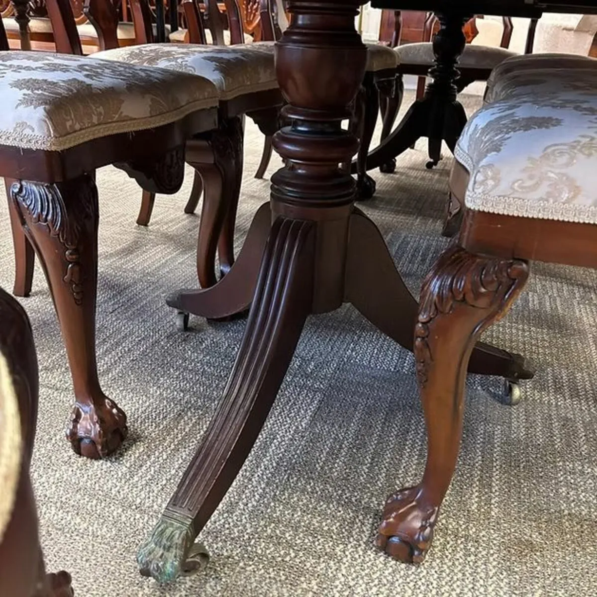 Beautiful mahogany regency d-end dining table & 10 - Image 4