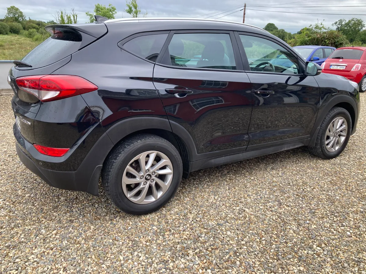 Hyundai Tucson 2016 executive - Image 4