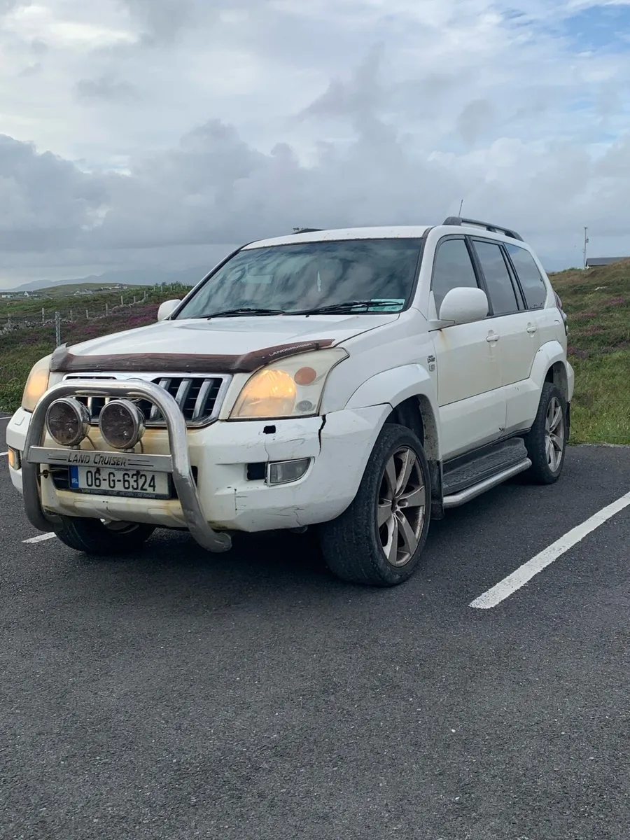 Toyota Land Cruiser 2006 - Image 3
