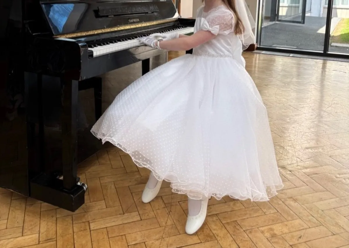 Holy communion dress - Image 3