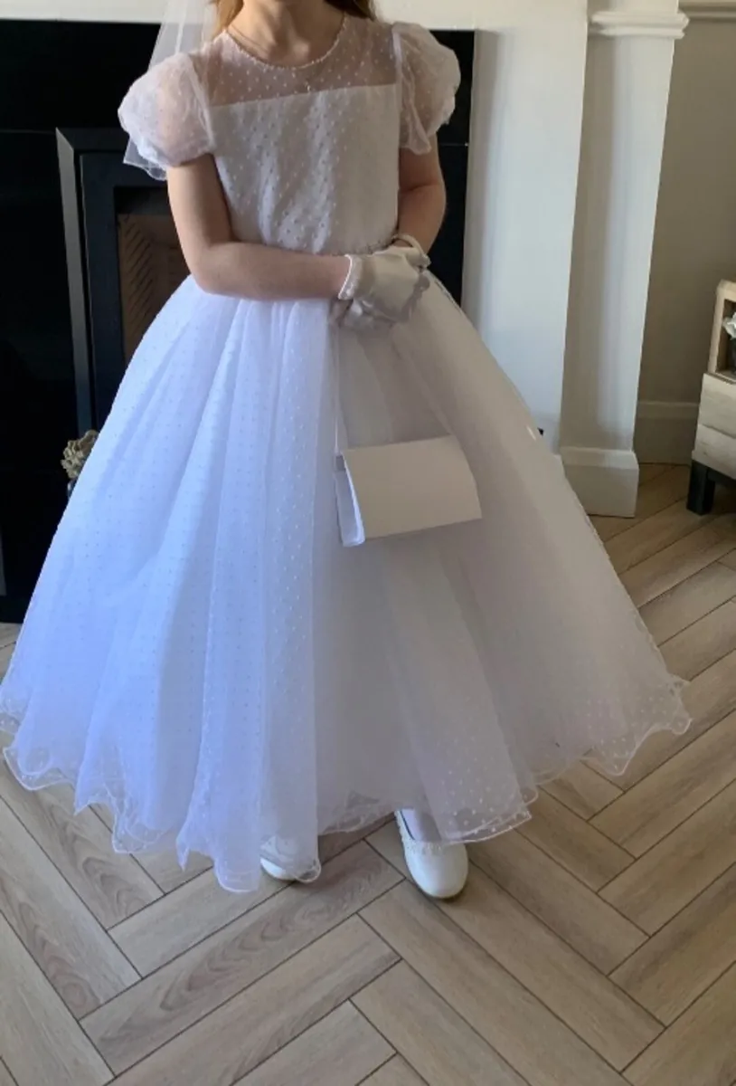 Holy communion dress - Image 4