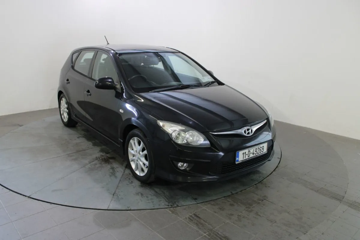 Hyundai i30 1.6 Crdi 90hp Comfort - Image 1