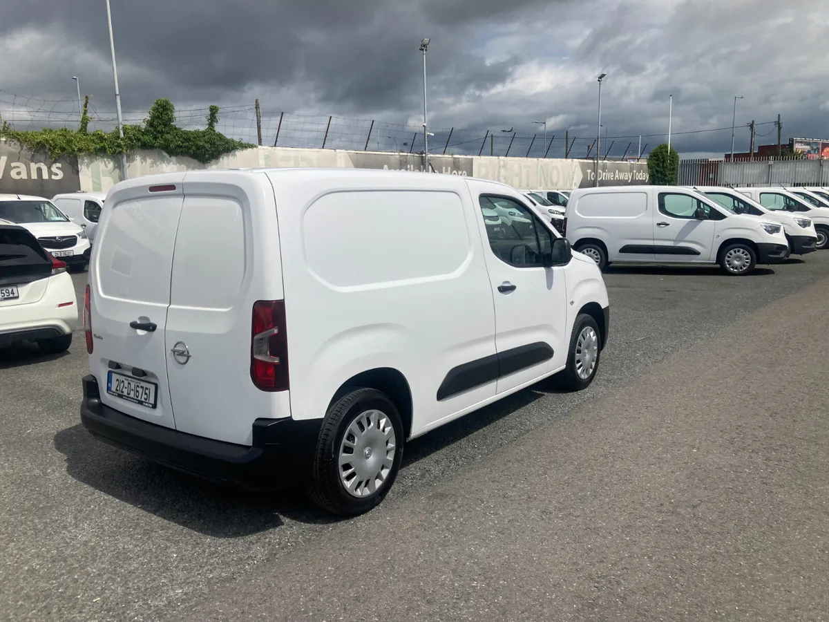 Opel Combo 2021 - Image 4