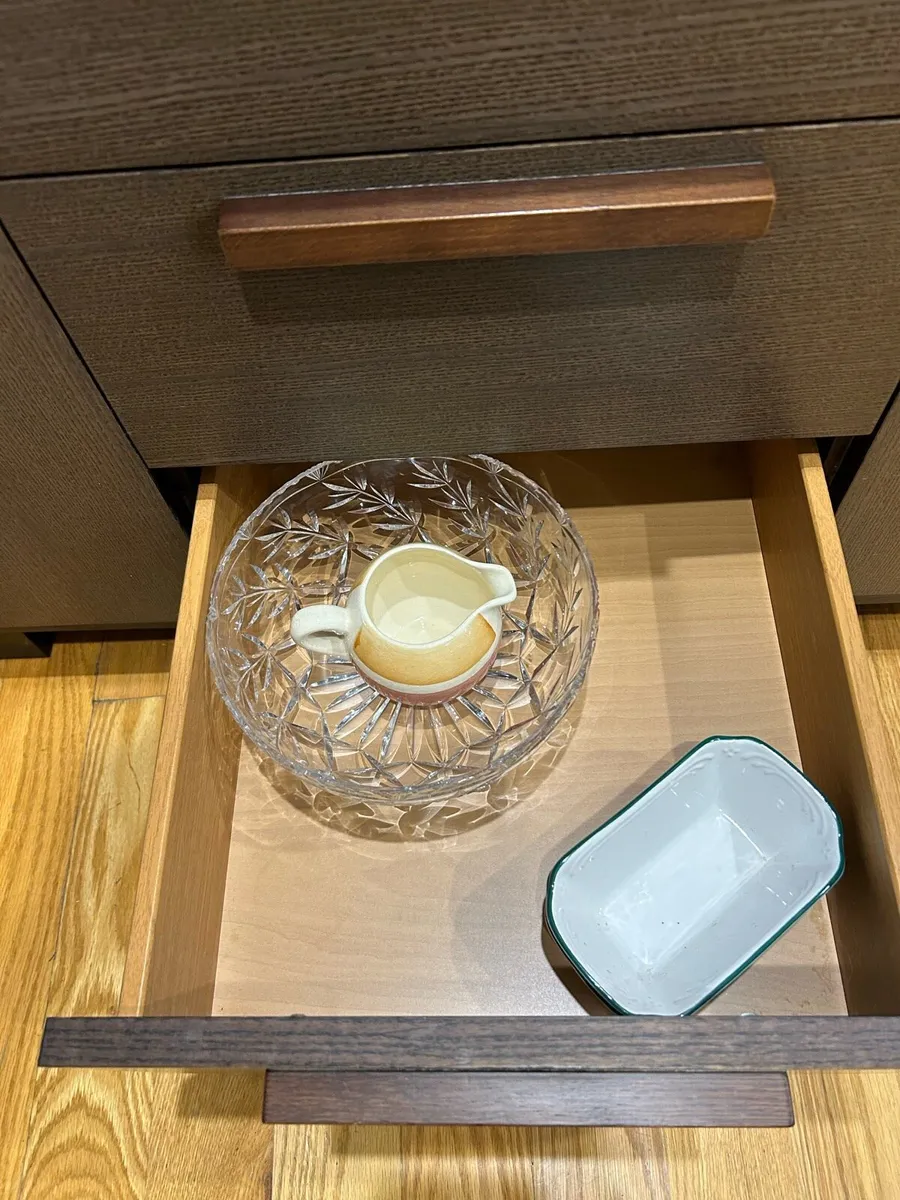 Italian dining room side board - Image 4