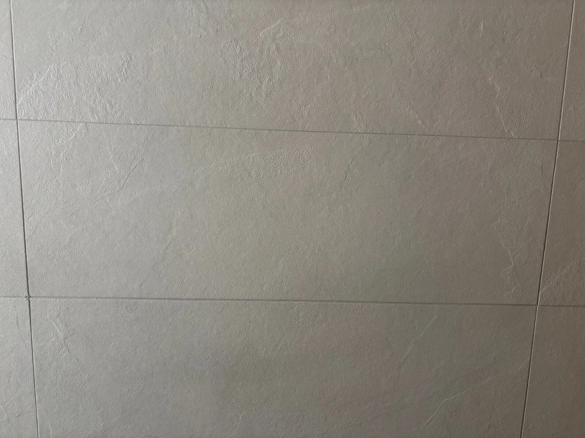 HIGH QUALITY TILES - Image 2