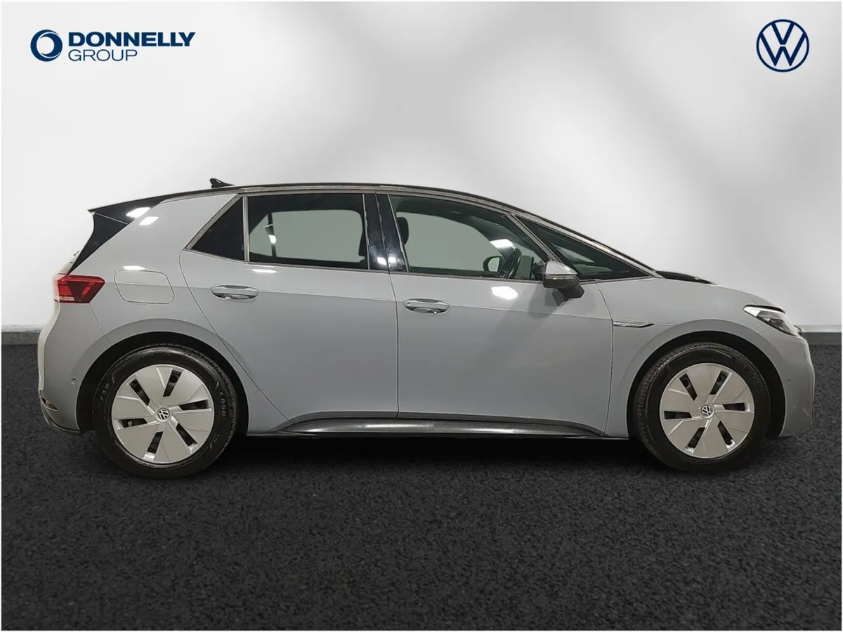 Volkswagen Id.3 Hatchback Life Pro - Image 4