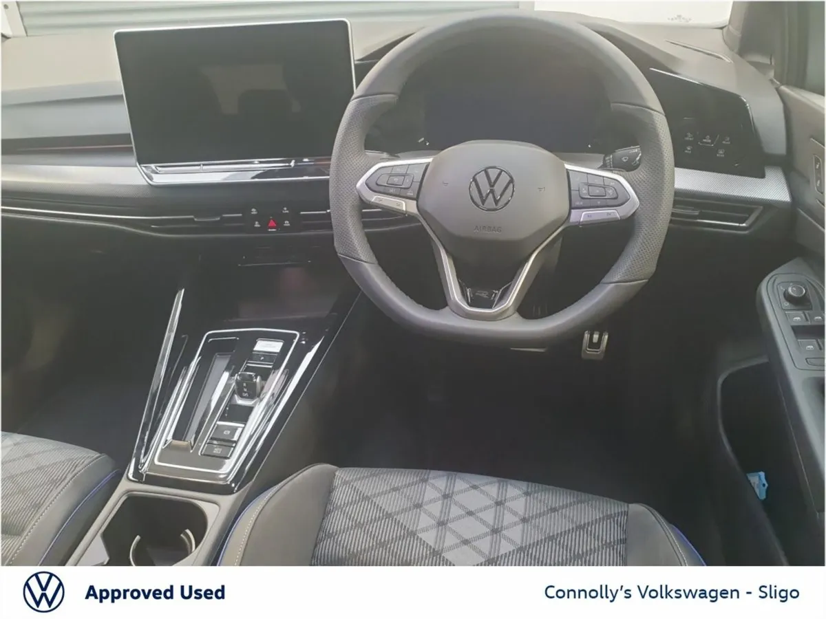 Volkswagen Golf Rline 2.0 TDI 150HP - Image 4