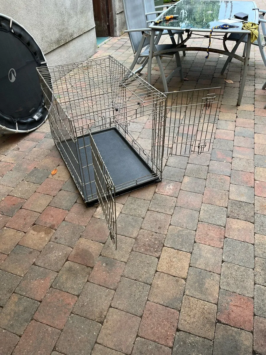 Dog travel cage - Image 1