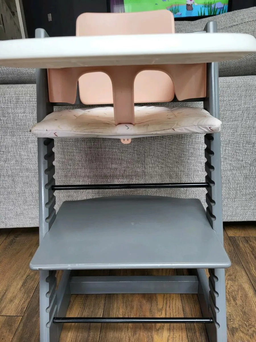 Trip trap highchair - Image 3
