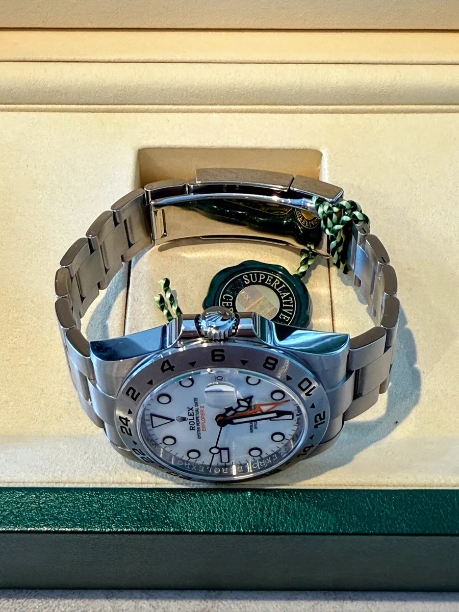 Rolex Explorer II, brand new, unworn, 226570 - Image 3