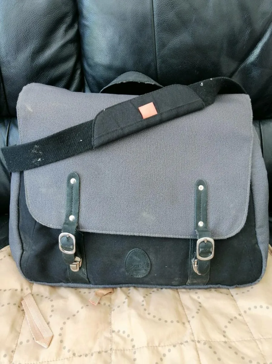 Pacopod baby changing bag with pods - Image 2