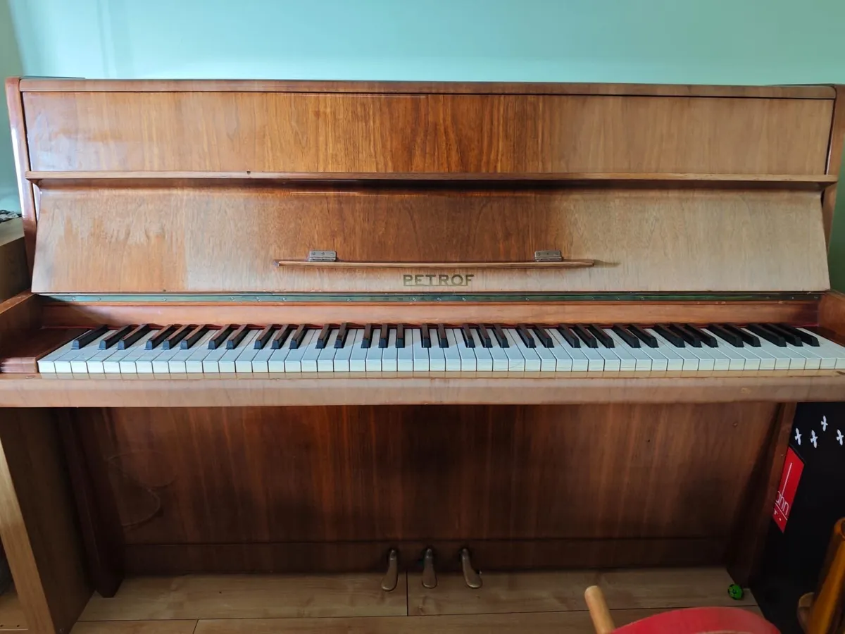 Piano - Image 1
