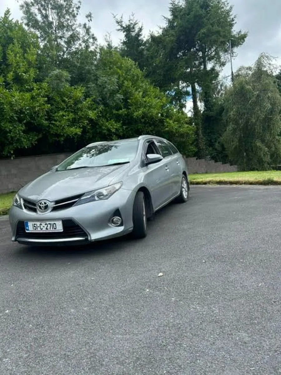 Toyota Auris 2015 - Image 1