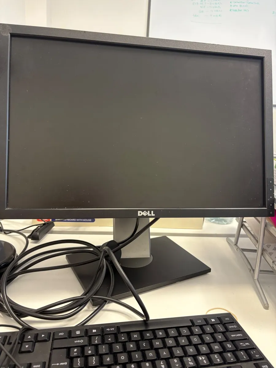 Dell PC Screen - Image 1