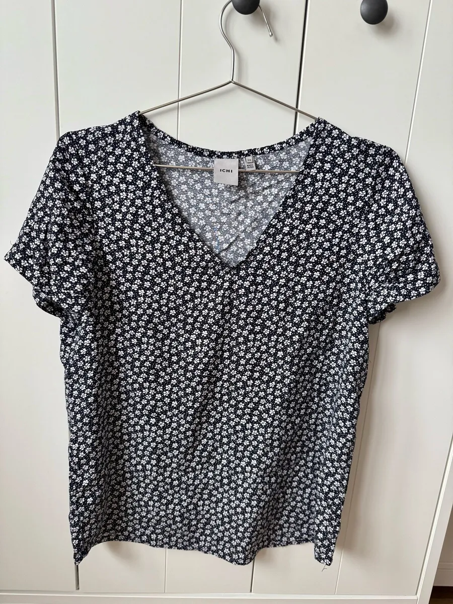 Ichi women ladies top t-shirt blouse, like new - Image 1