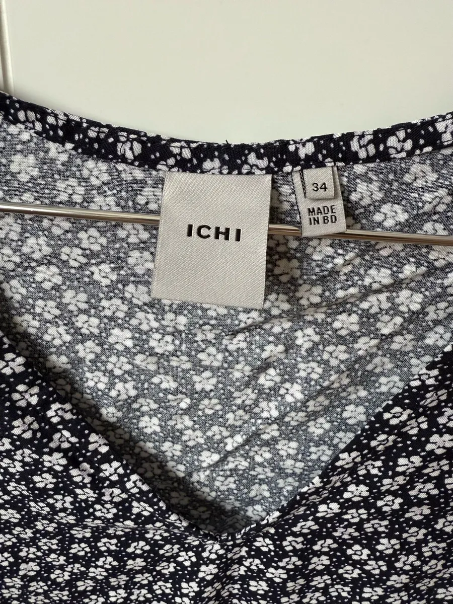 Ichi women ladies top t-shirt blouse, like new - Image 2