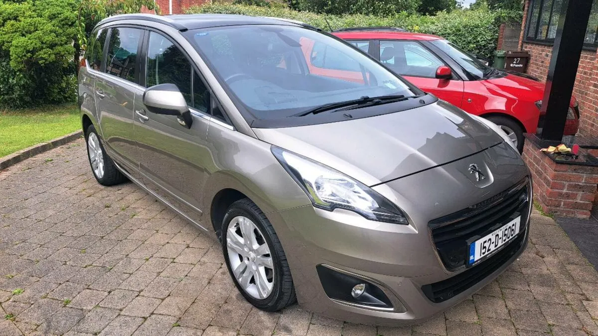 PEUGEOT  5008 7 SEATER 2015 ONLY 128000 KLMS - Image 1