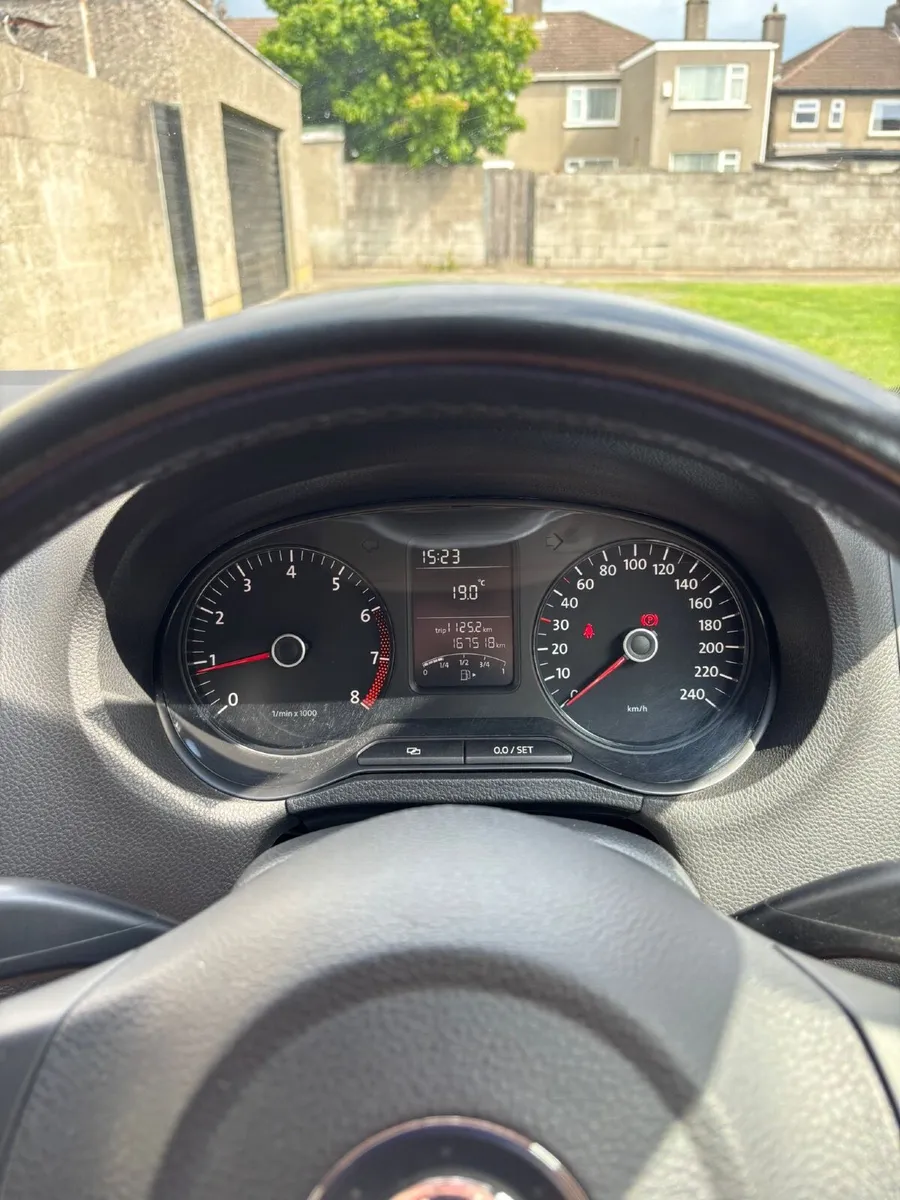 Volkswagen Polo 2012 - Image 2