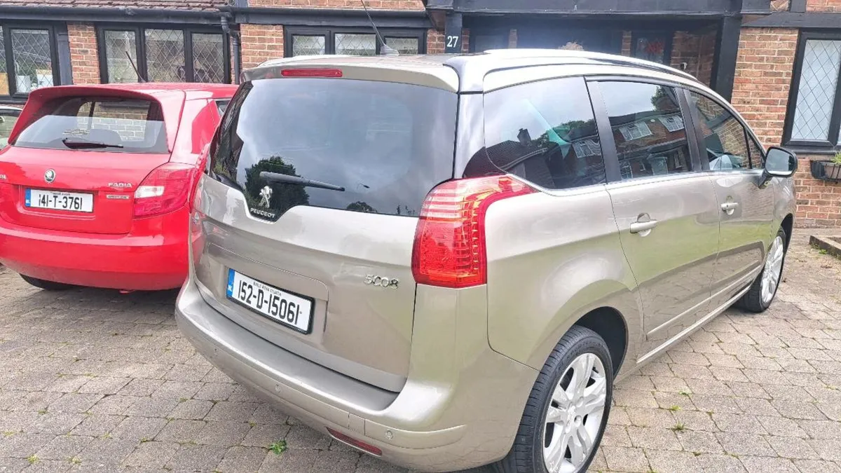 PEUGEOT  5008 7 SEATER 2015 ONLY 128000 KLMS - Image 3