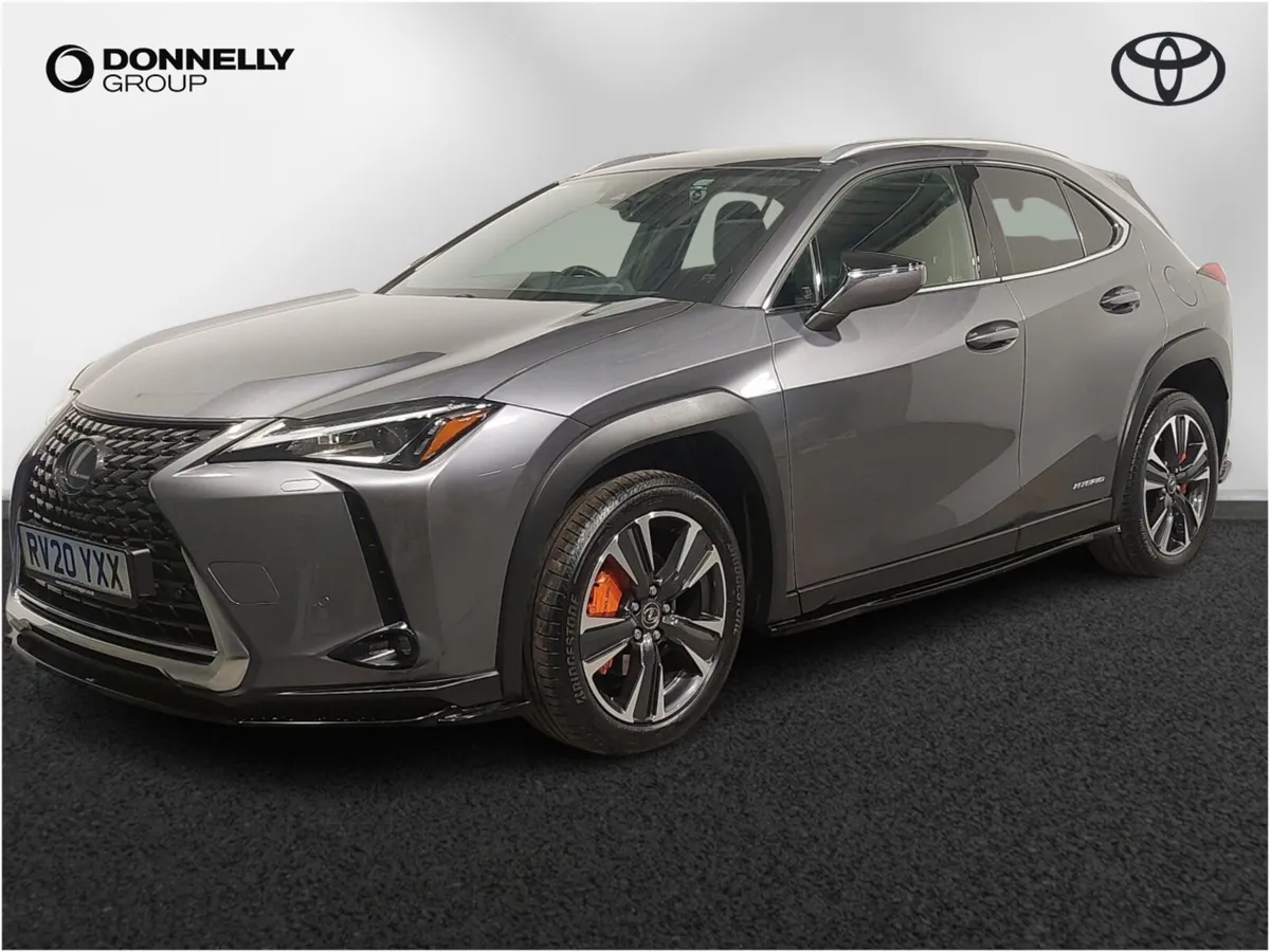 Lexus UX Hatchback - Image 3