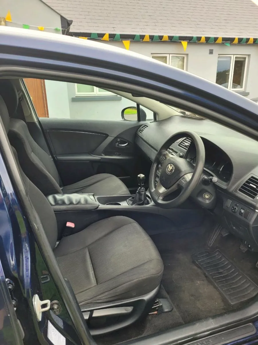 09 Toyota Avensis dsl 11 months tax.15 months NCT. - Image 3