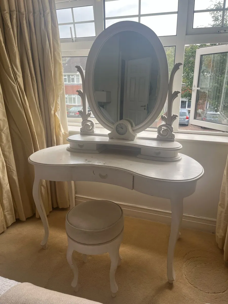 Dressing Table - Image 2