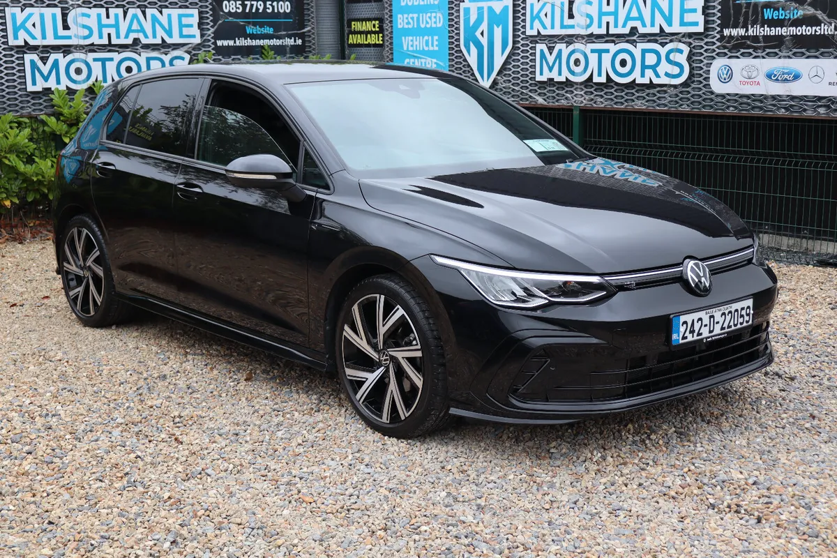 2024 VOLKSWAGEN GOLF R-LINE 1.5TSI 130 BHP 6 SPEED - Image 1