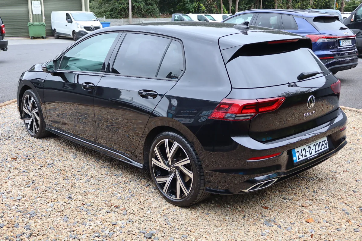 2024 VOLKSWAGEN GOLF R-LINE 1.5TSI 130 BHP 6 SPEED - Image 3