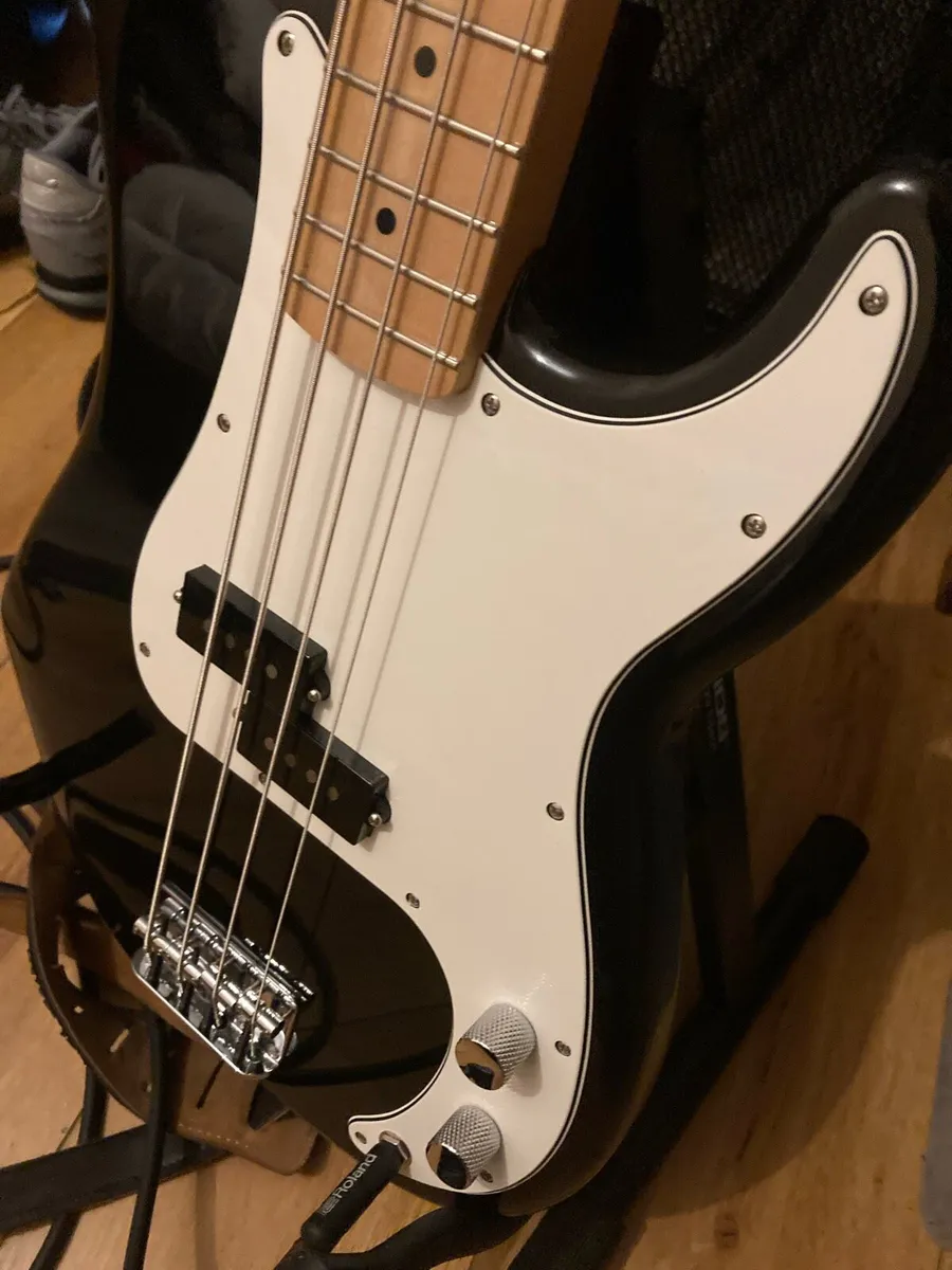 Fender precision bass guitar - Image 2