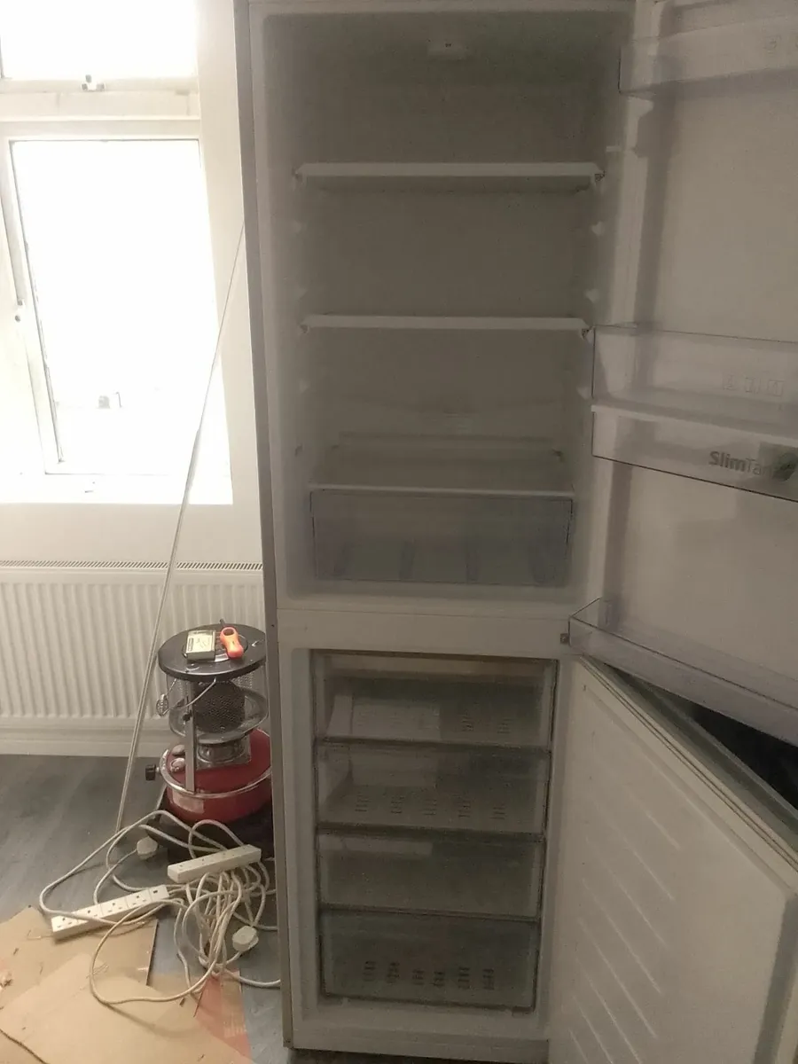 Free fridge freezer - Image 4