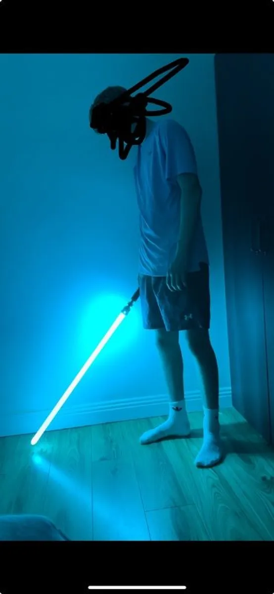 Obi-Wan Kenobi (Premium) Base-Lit Lightsaber - Image 1