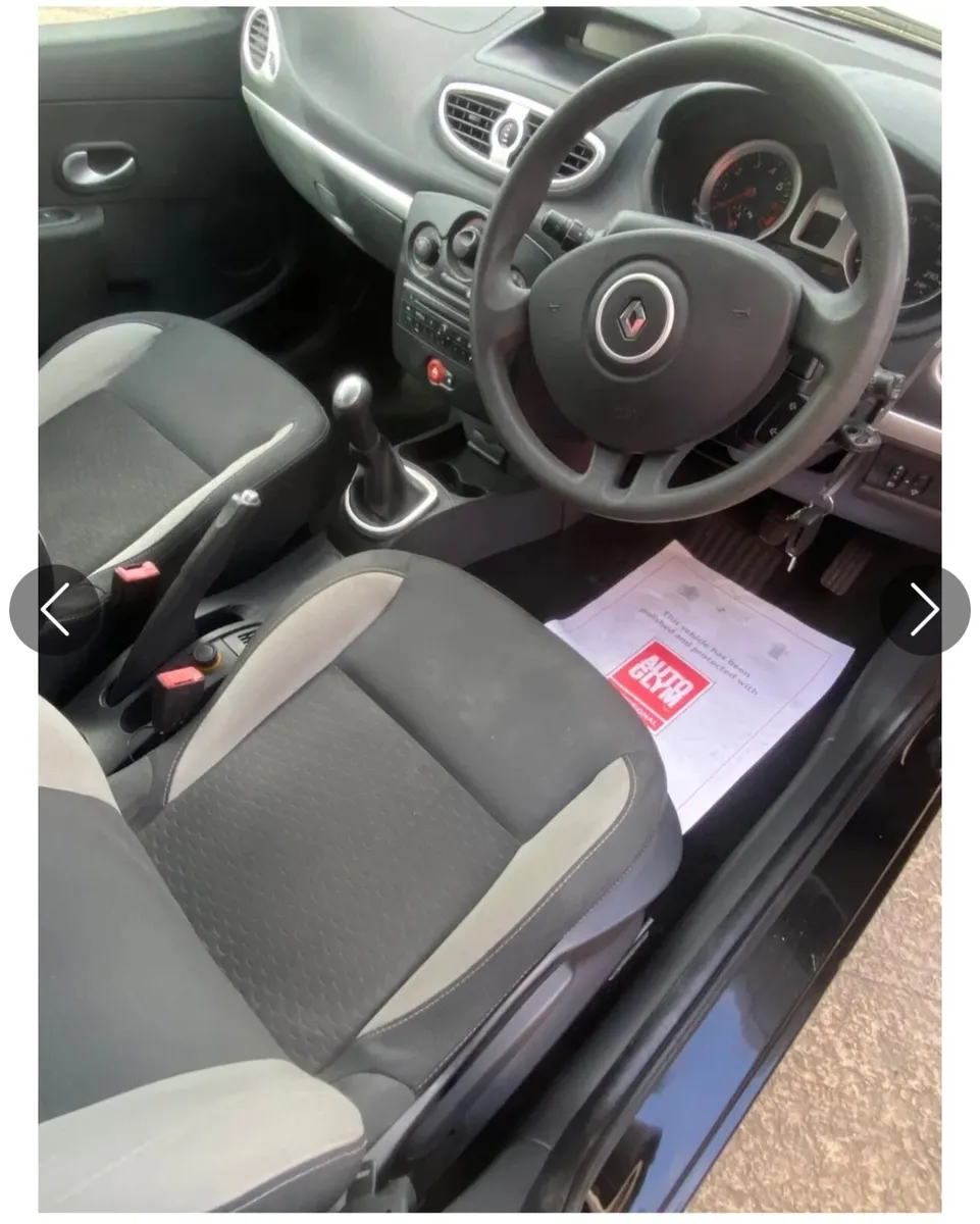 Renault Clio 2011 - Image 4