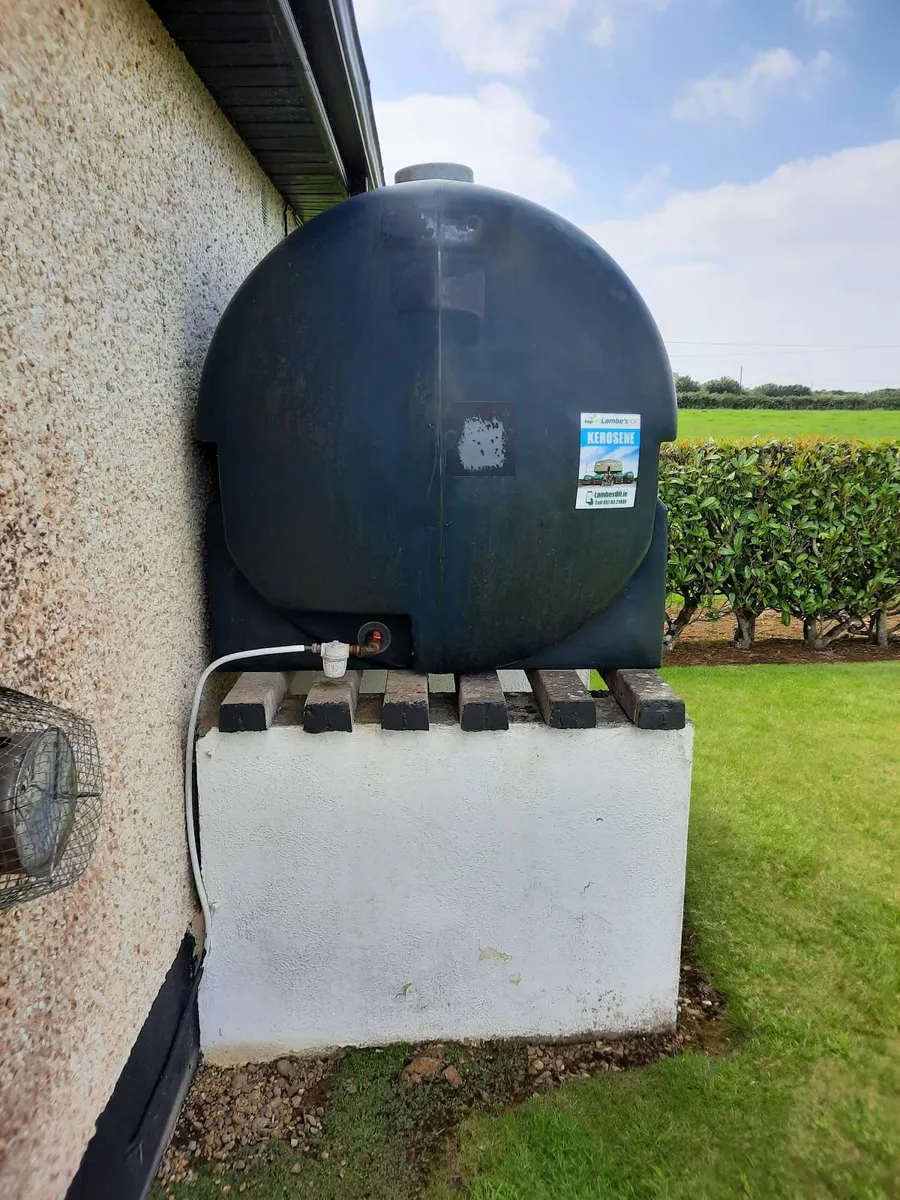 Oil boiler, oil tank  and circulation pumps - Image 4