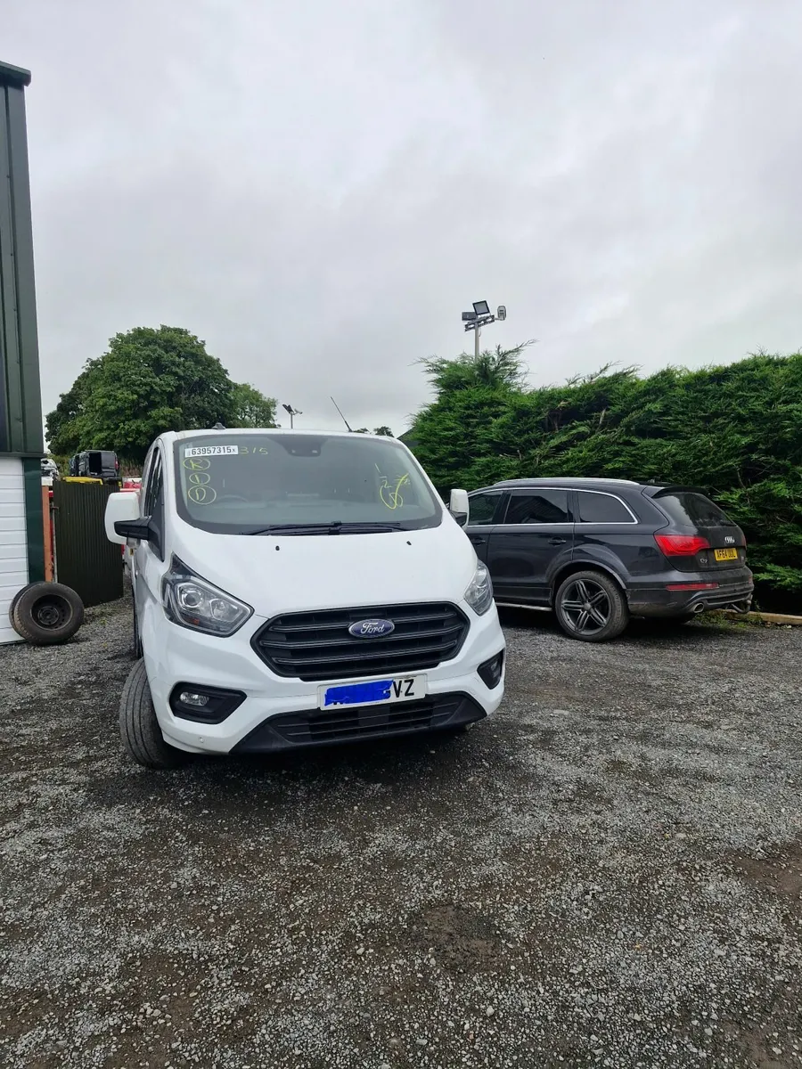 2022 Ford Transit Custom Breaking - Image 1