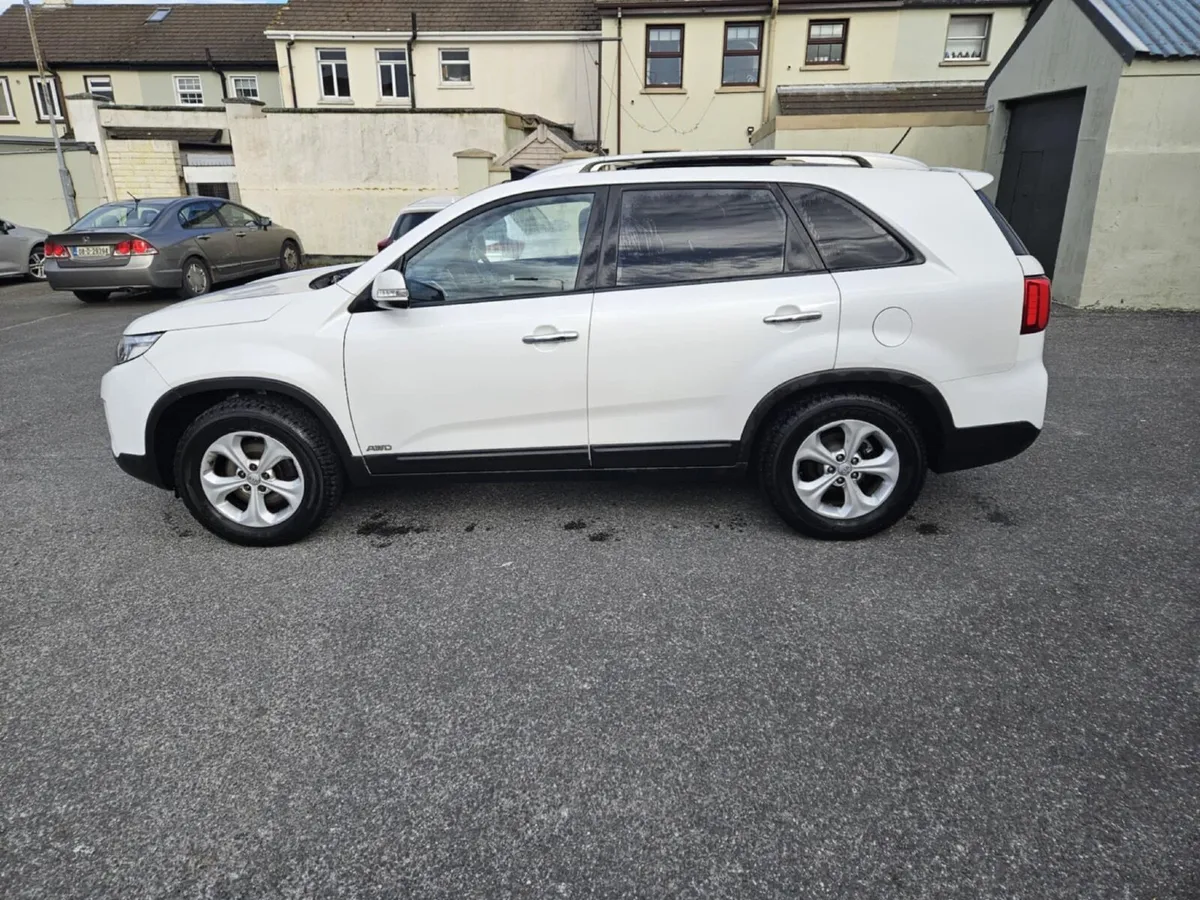 Kia Sorento 2014 - Image 2