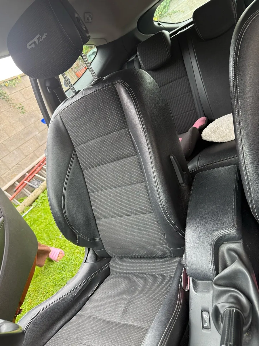 Renault Megane 1.5 GT line- Tom Tom - Image 4