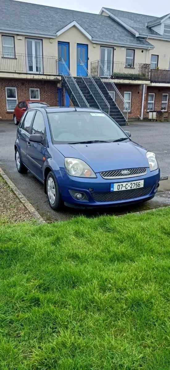 Car - Image 1