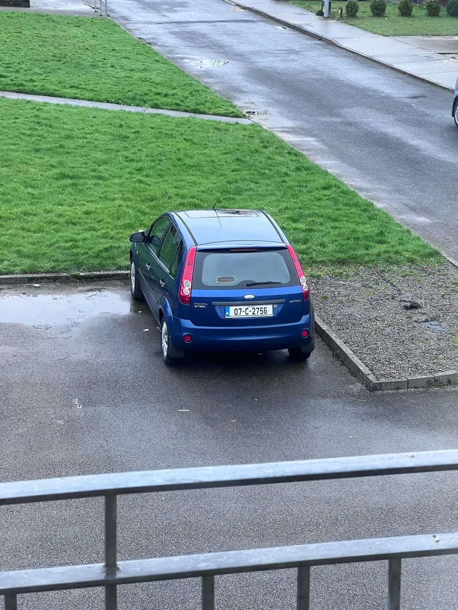 Car - Image 3