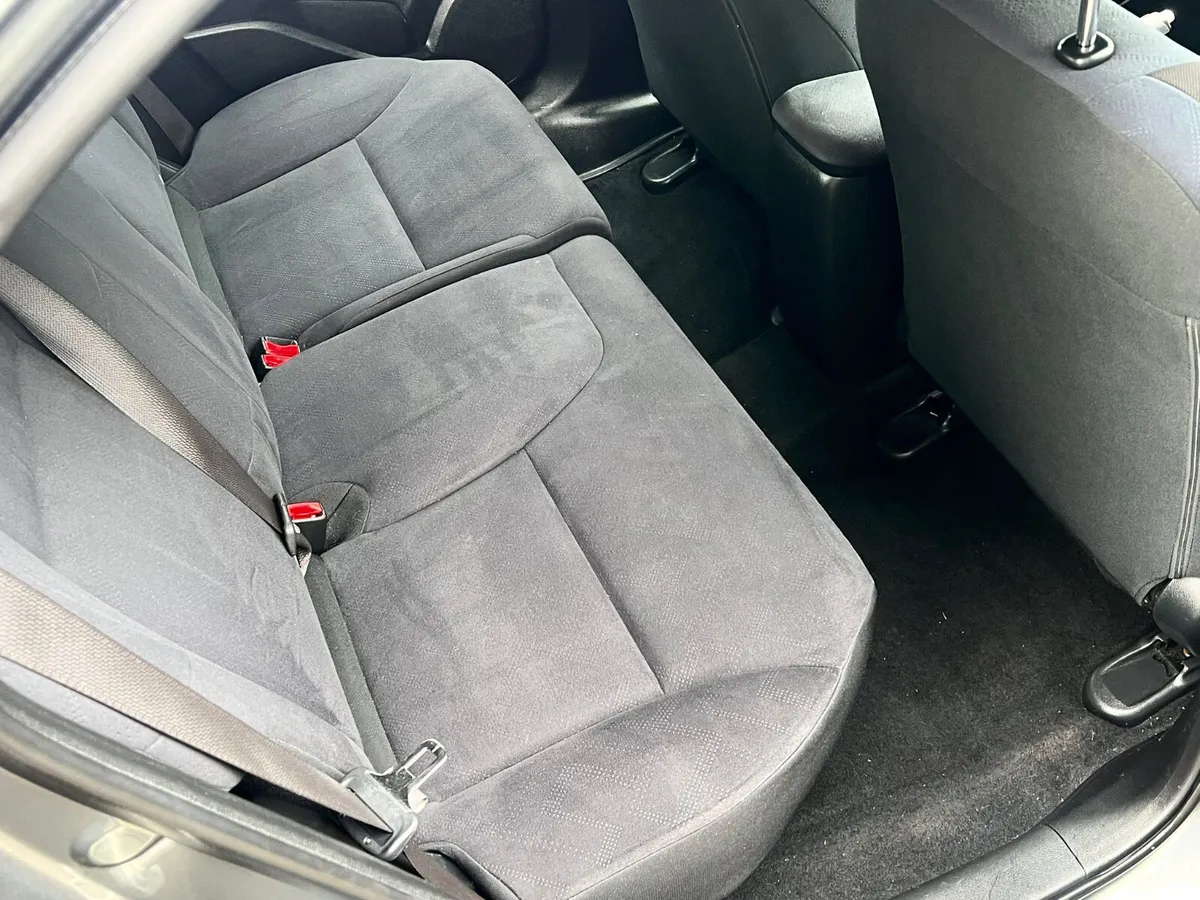 Honda Civic 2013 2.2CDTI new nct 7/26 - Image 4