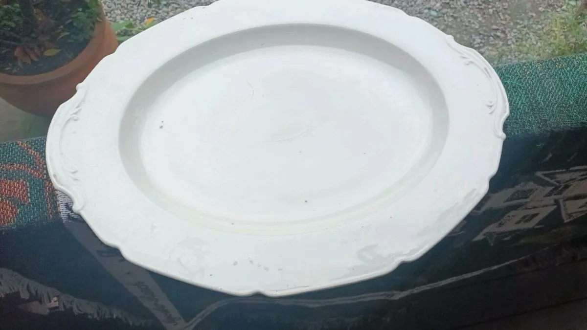 Large antique serving platter, D18 - Image 2