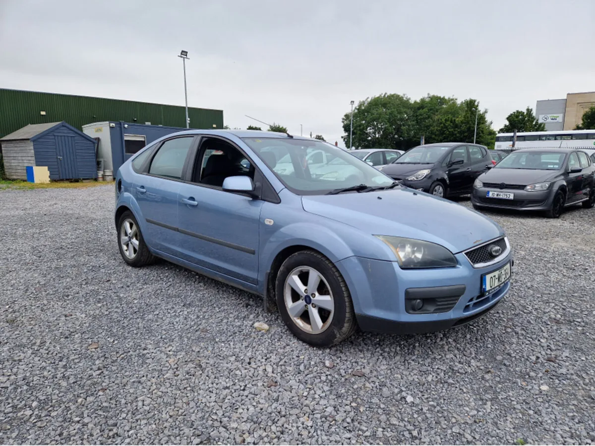 Ford Focus NT ZETEC 1.4 5DR - Image 1