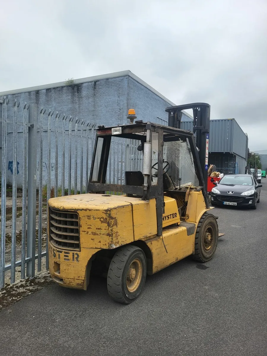 Fork Truck - Image 2