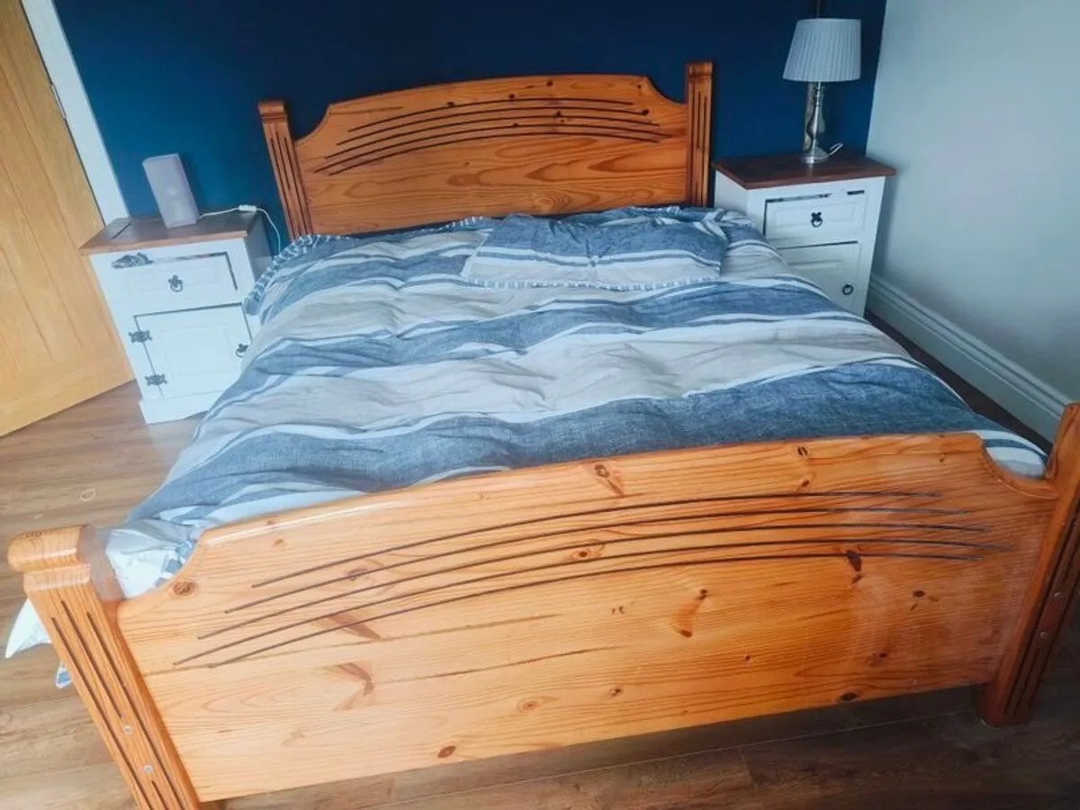 King size frame