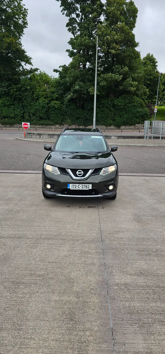 Nissan Xtrail seater panoramic sunroof - Image 3