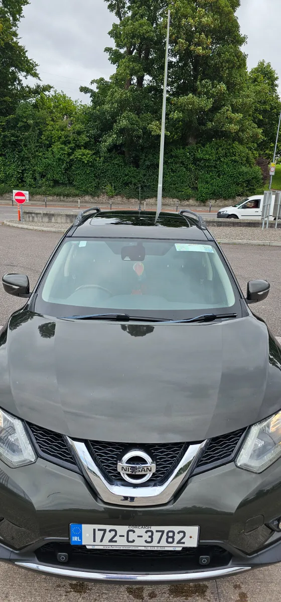 Nissan Xtrail seater panoramic sunroof - Image 4