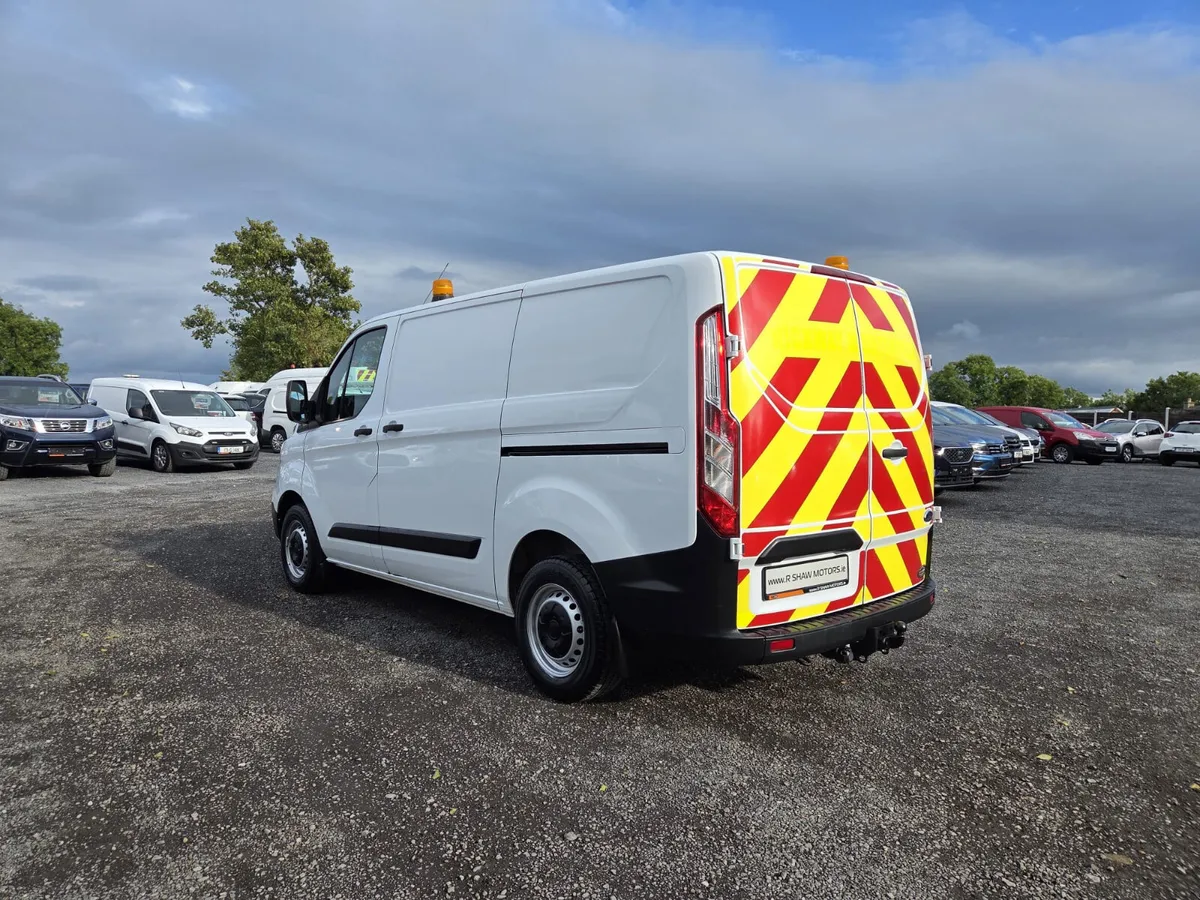 Ford Transit Custom - Image 1