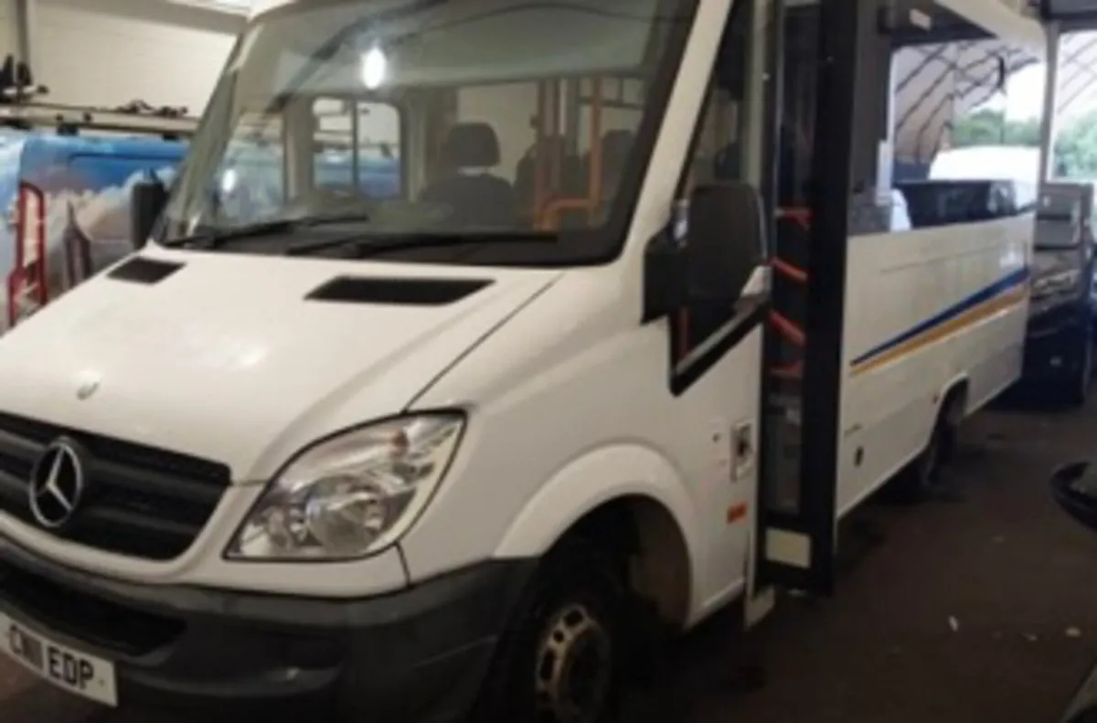 Mercedes-Benz Sprinter 2011 - Image 1