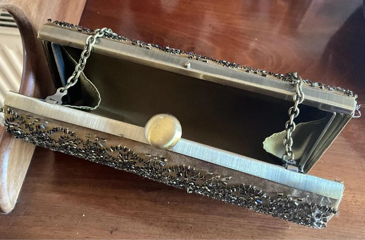 Vintage Gold Beaded Clutch Evening Bag - Image 4