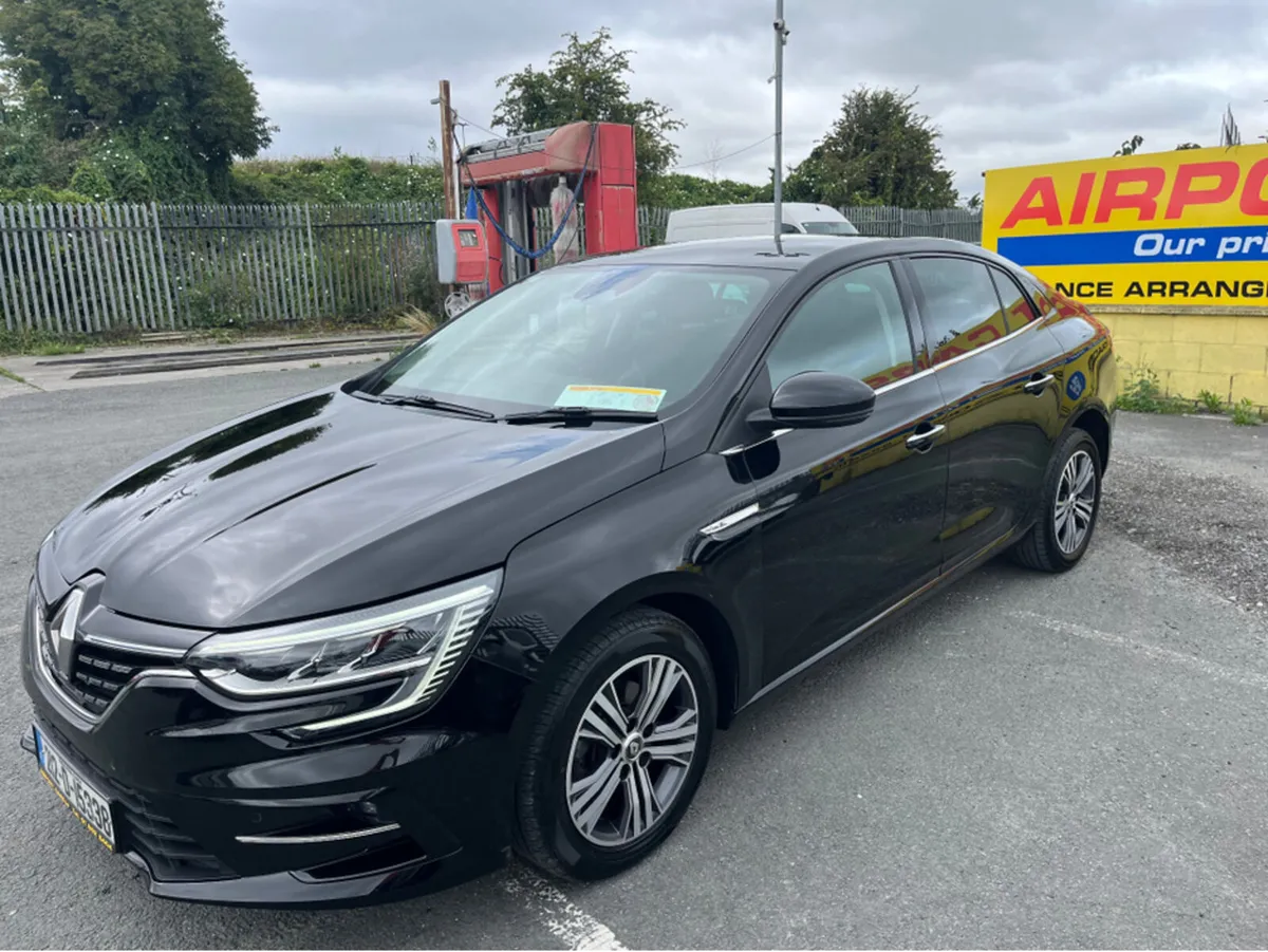 Renault Megane ICONIC TCE 120 6DFULL 4 4DR - Image 3