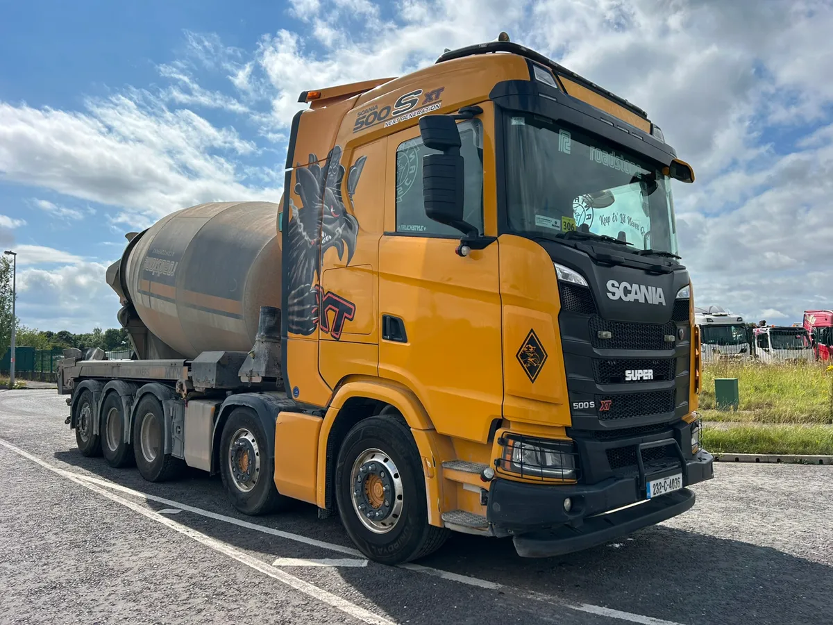 Scania 5 Axle Conveyor - Image 1